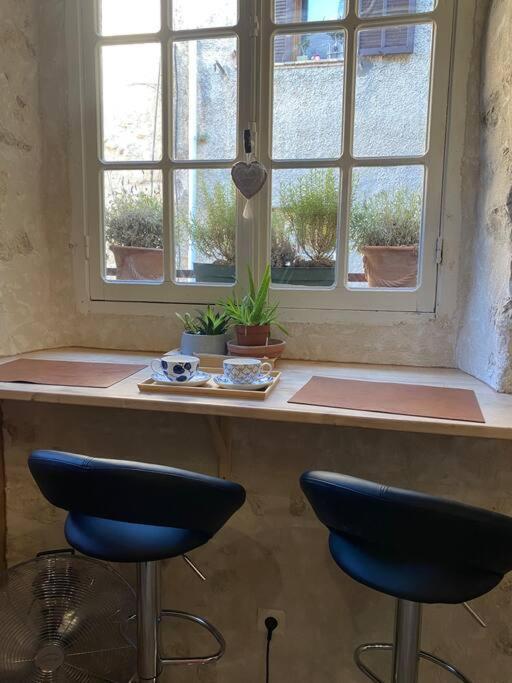 Loft En Plein Coeur Du Village Saint-Paul-de-Vence Buitenkant foto